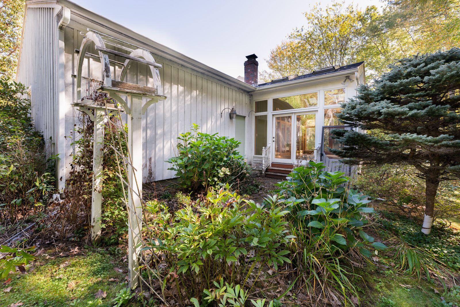 14 Patricia Drive Topsham ME 04086