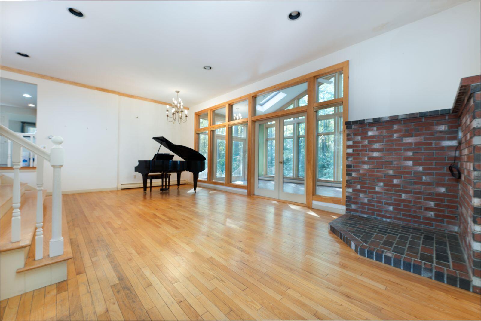 14 Patricia Drive Topsham ME 04086