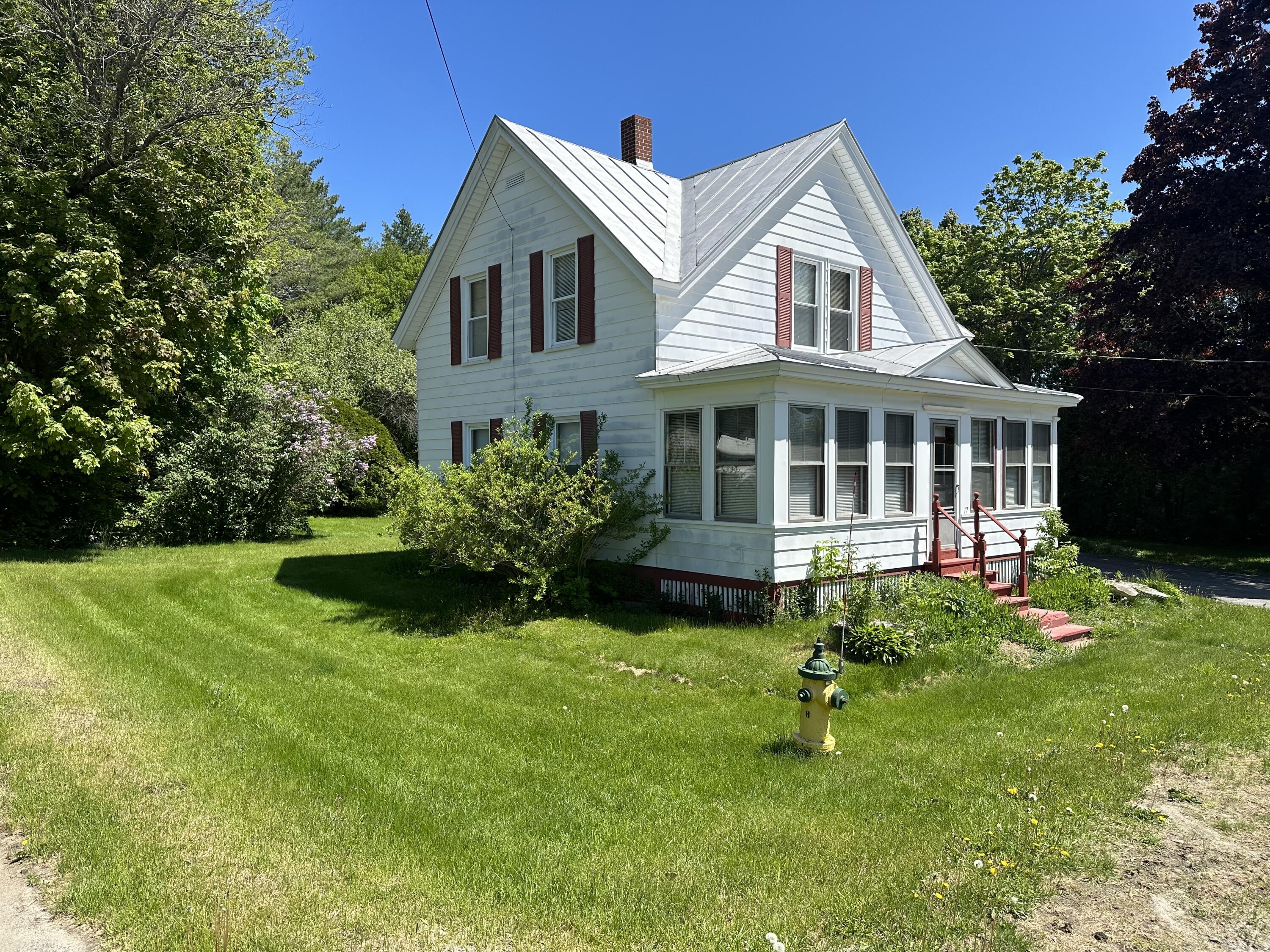 17 Yeaton Street Waterville ME 04901