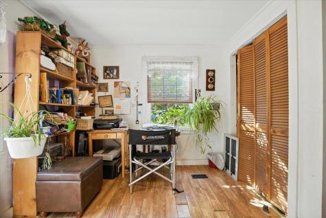 62 North Street Mechanic Falls ME 04256