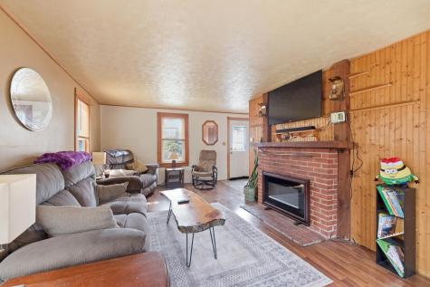 20 Ray Mary Lane Wells ME 04090