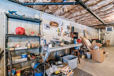 159 Bisco Road Paris ME 04281