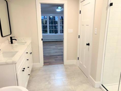 28 Rockwood Drive Sanford ME 04073