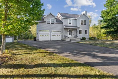 58 Lynn Avenue Brewer ME 04412