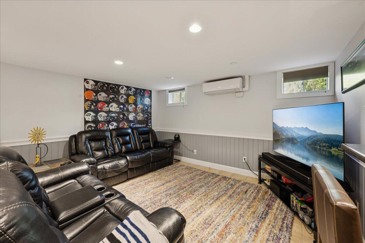 58 Lynn Avenue Brewer ME 04412