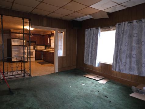 2 Flood Street Mexico ME 04257