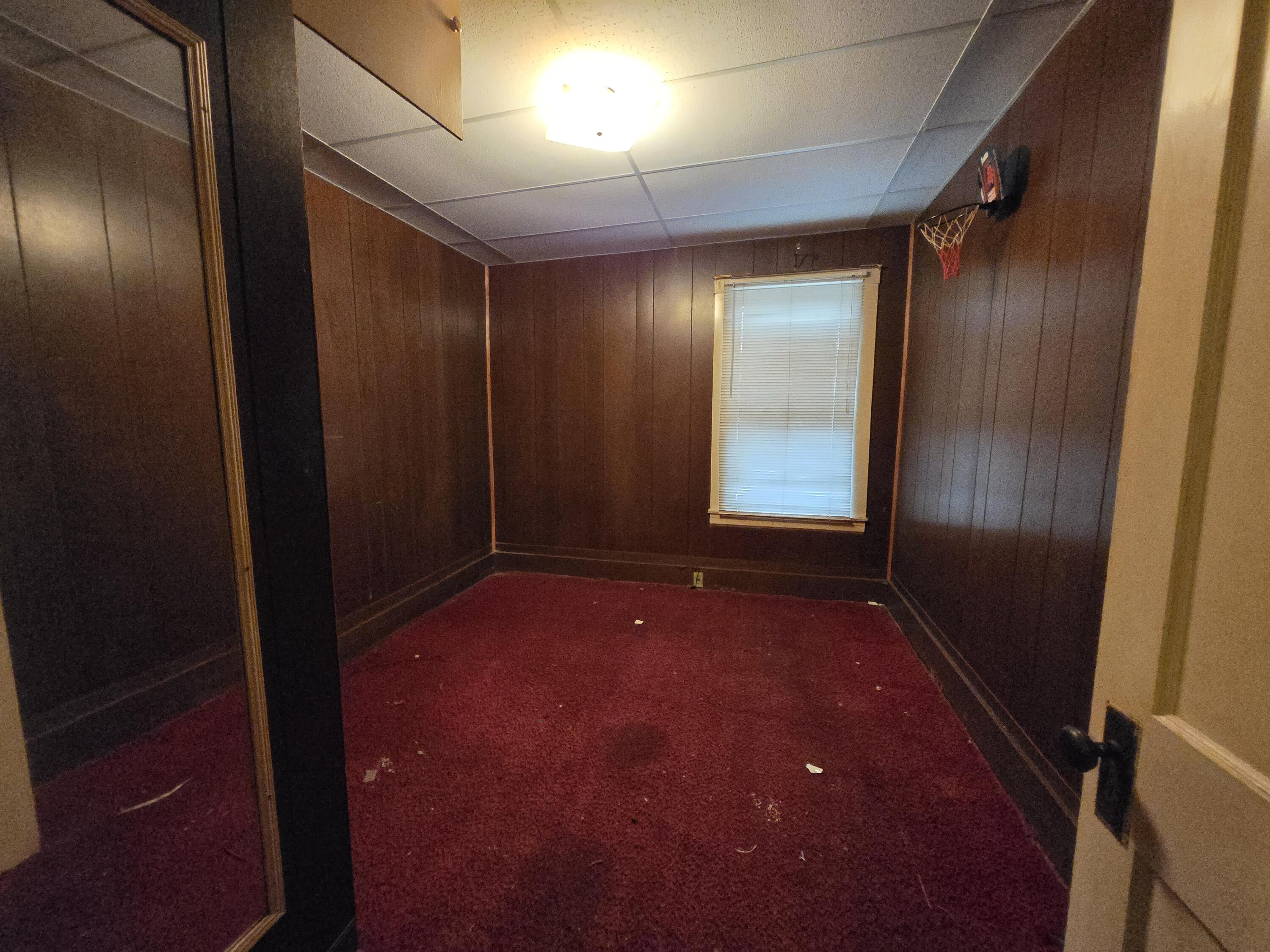 2 Flood Street Mexico ME 04257