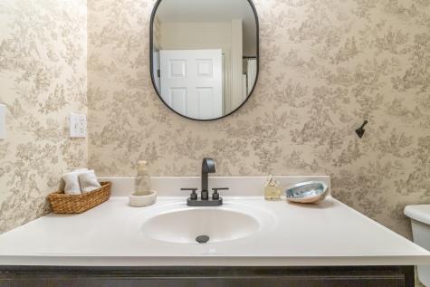 52 Mechanic Street Winterport ME 04496