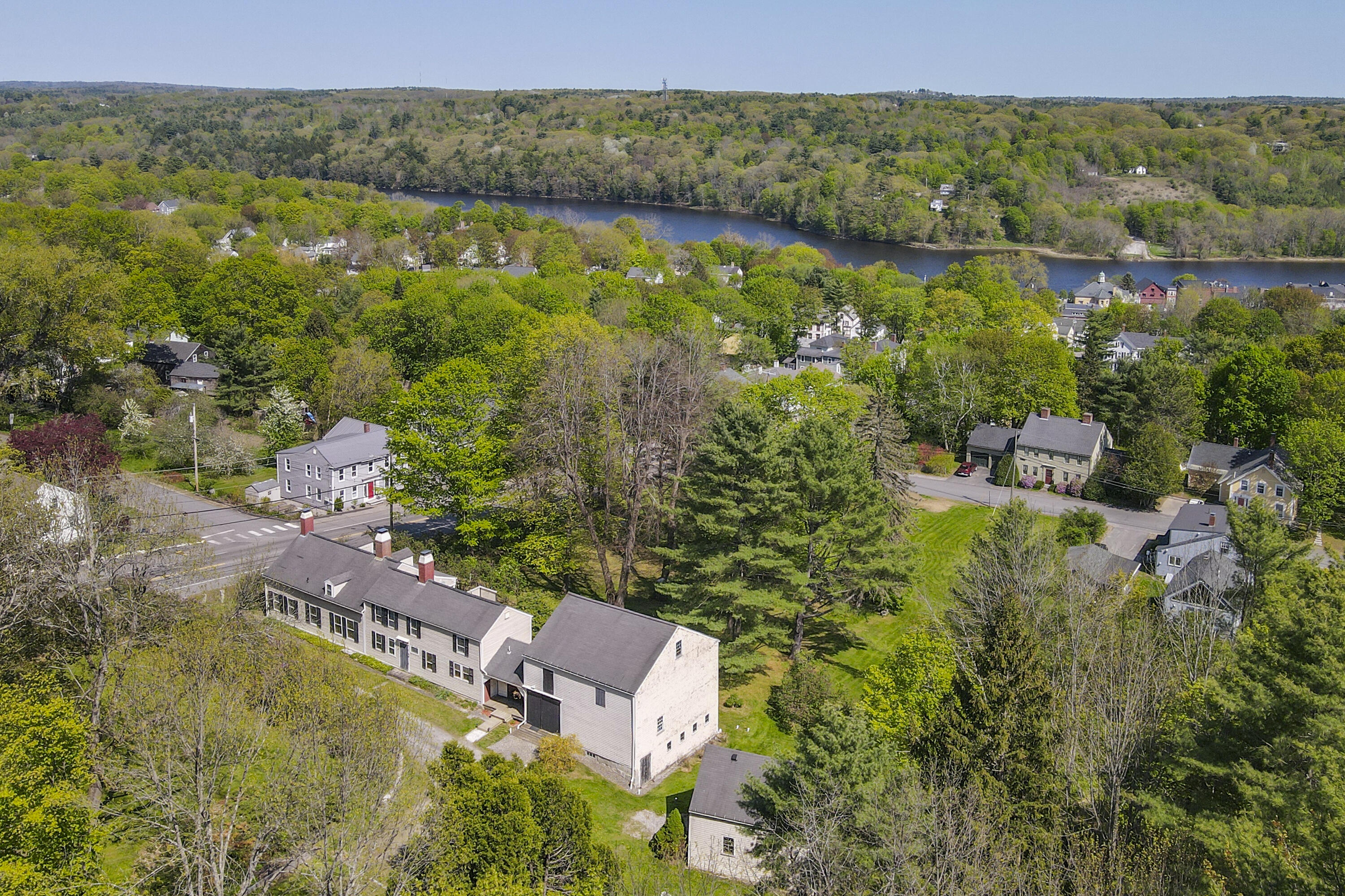 42 Winthrop Street Hallowell ME 04347