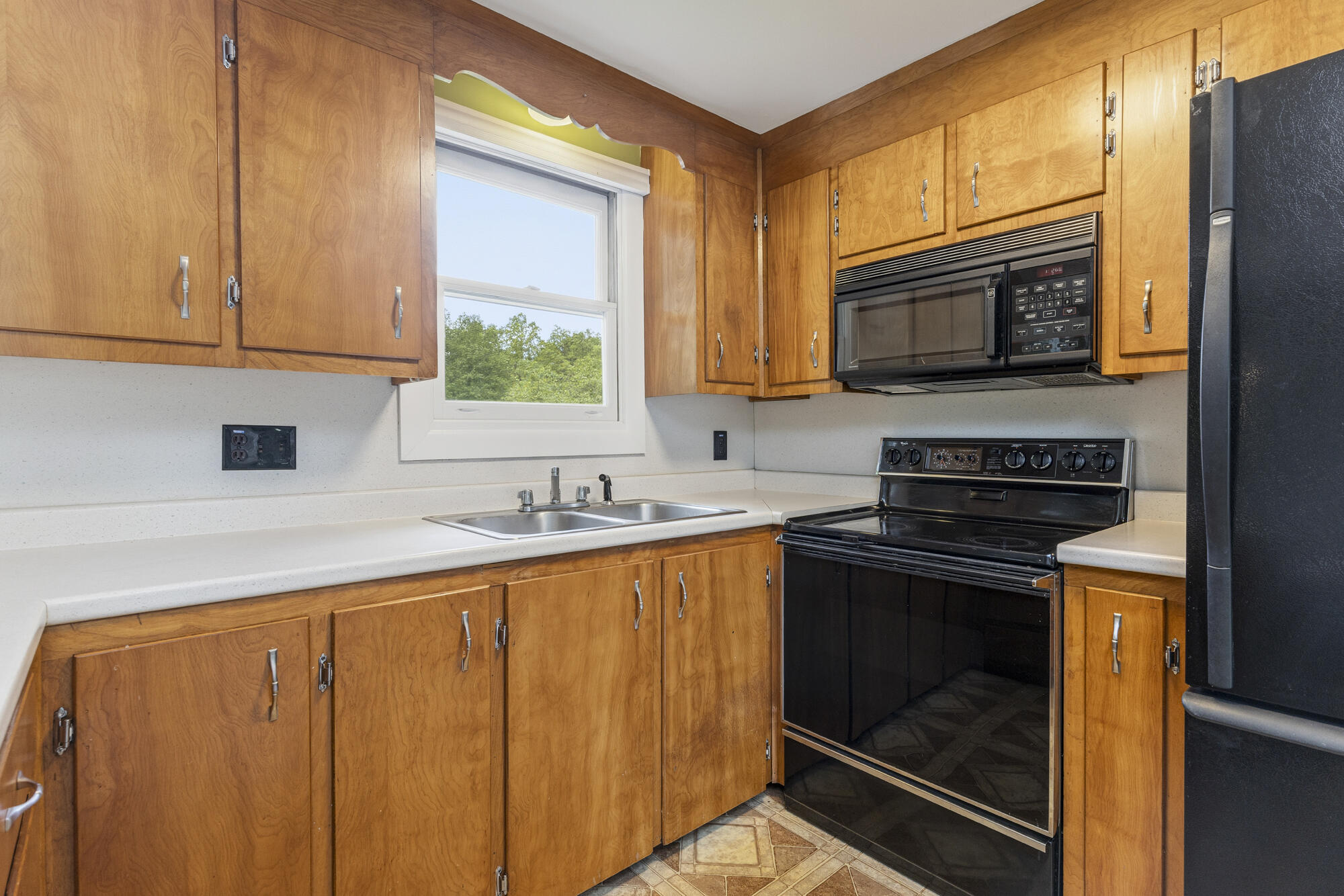 15 Birchwood Avenue Windham ME 04062