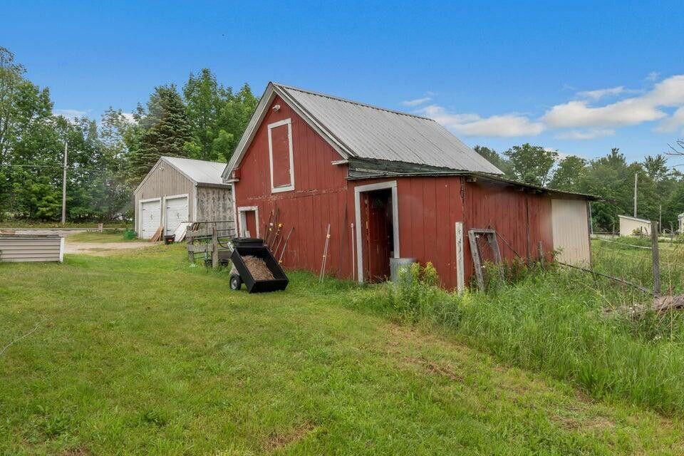 37 Quaker Ridge Road Casco ME 04015