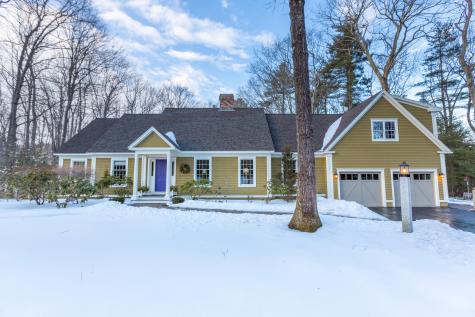 27 Stonecrest Drive Falmouth ME 04105