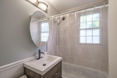 52 Mckinley Street South Portland ME 04106