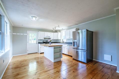 52 Mckinley Street South Portland ME 04106