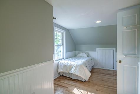 52 Mckinley Street South Portland ME 04106