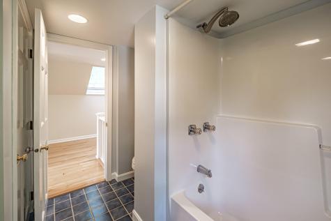 52 Mckinley Street South Portland ME 04106