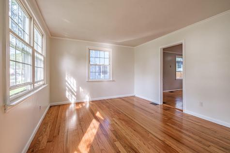 52 Mckinley Street South Portland ME 04106