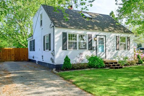 52 Mckinley Street South Portland ME 04106