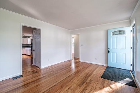 52 Mckinley Street South Portland ME 04106