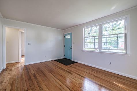 52 Mckinley Street South Portland ME 04106