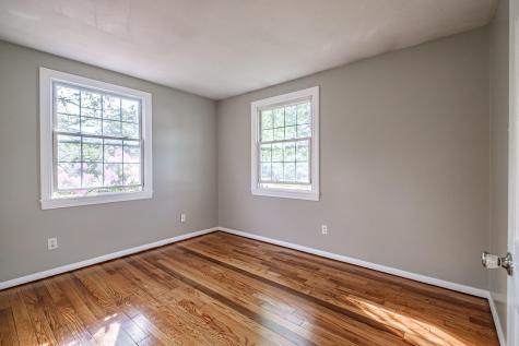 52 Mckinley Street South Portland ME 04106