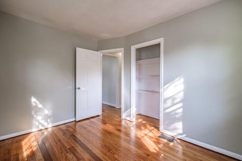 52 Mckinley Street South Portland ME 04106