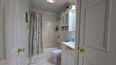 2670 Bennoch Road Old Town ME 04468