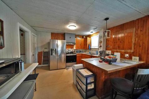 33 Columbia Street Houlton ME 04730