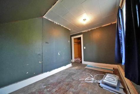 33 Columbia Street Houlton ME 04730