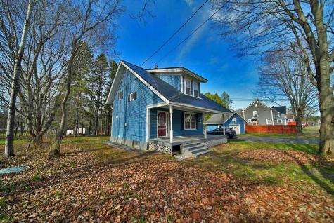 33 Columbia Street Houlton ME 04730