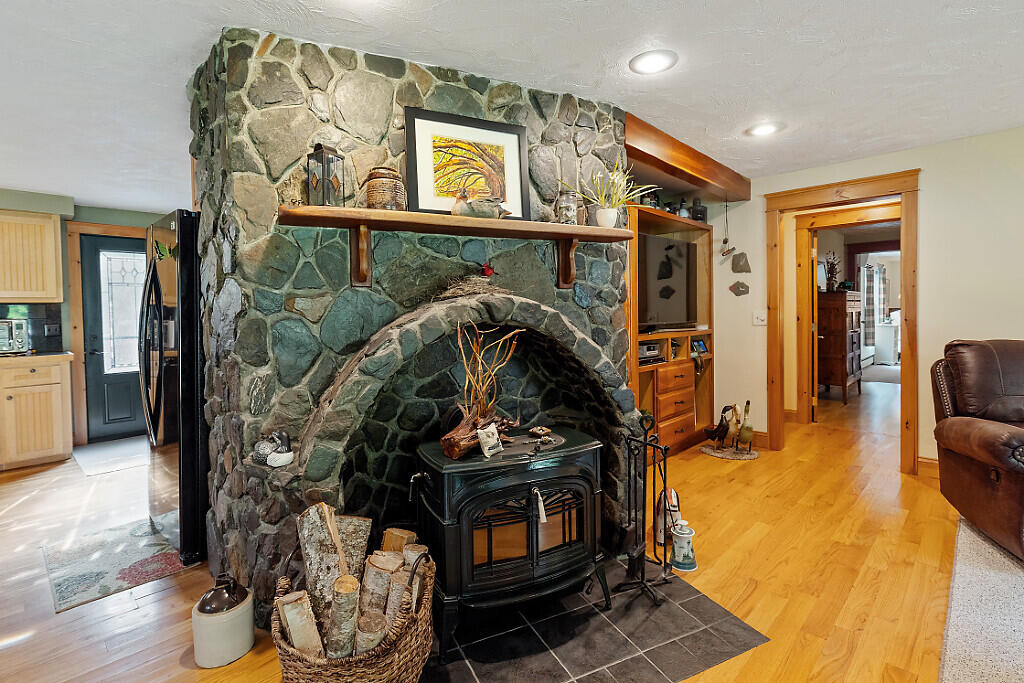 1 Castle View Lane Belgrade ME 04917