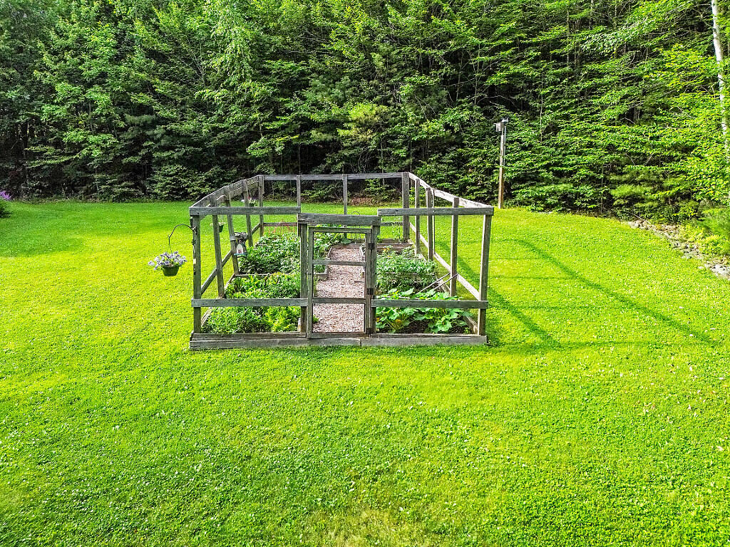 1 Castle View Lane Belgrade ME 04917