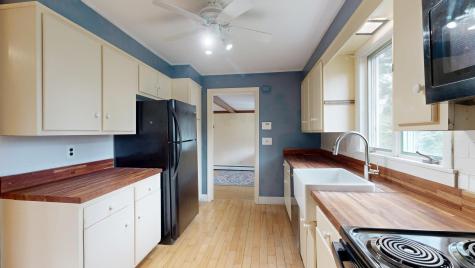 41 Googin Street Lewiston ME 04240
