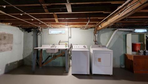 41 Googin Street Lewiston ME 04240