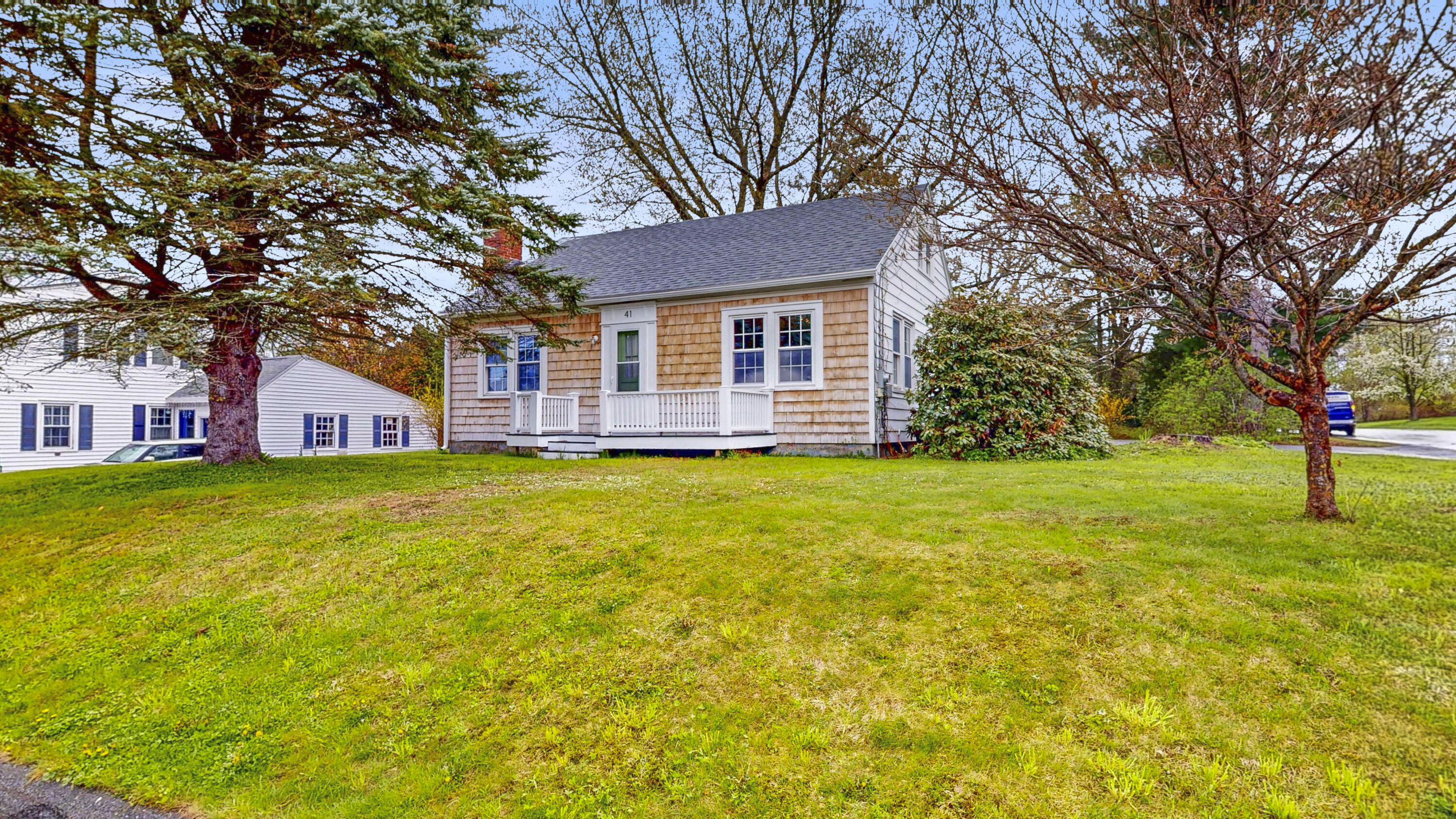 41 Googin Street Lewiston ME 04240