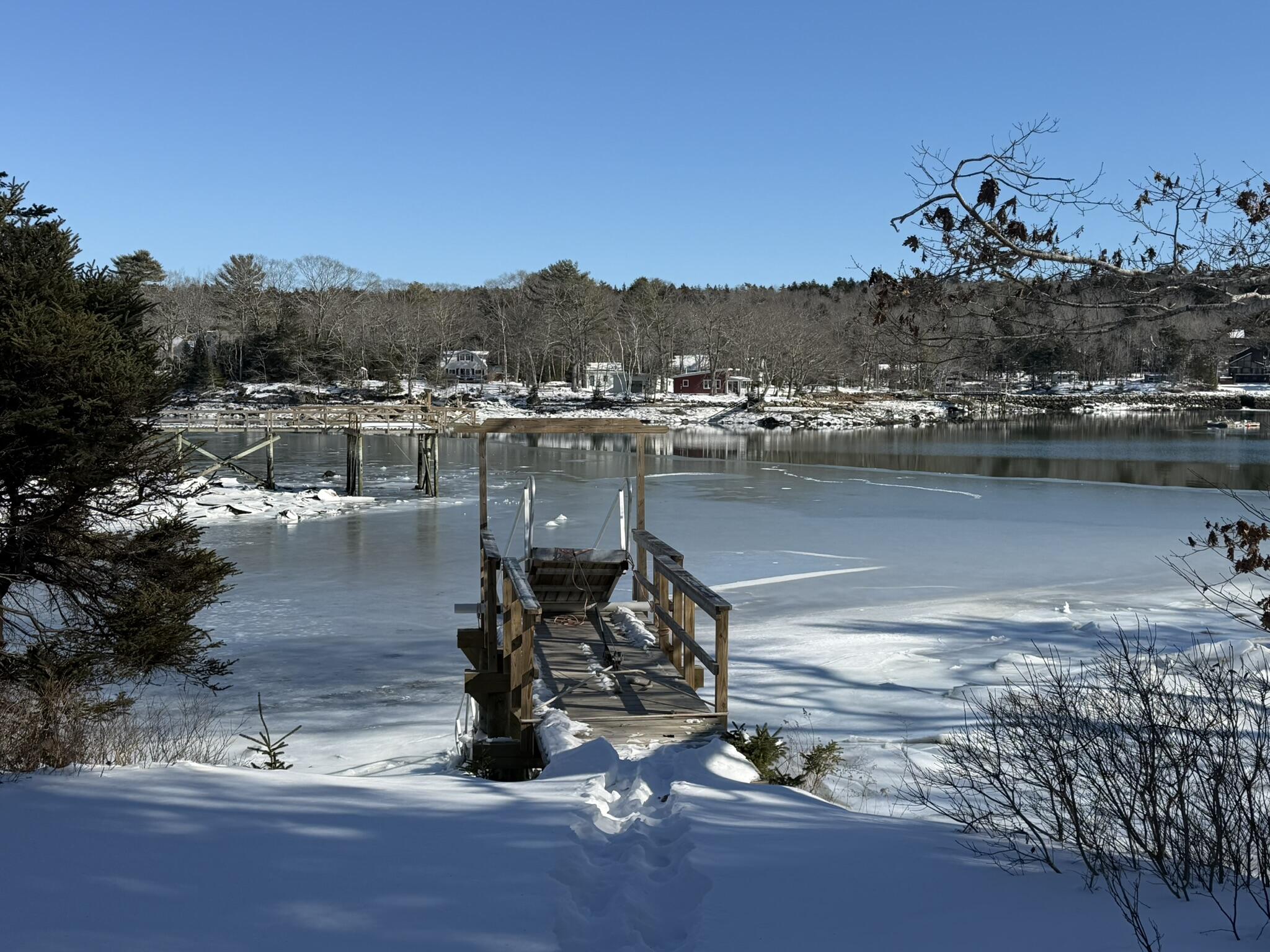 672 Ocean Point Road Boothbay ME 04544