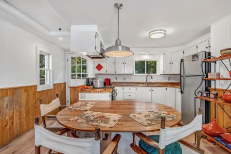 19 Hastings Drive Holden ME 04429