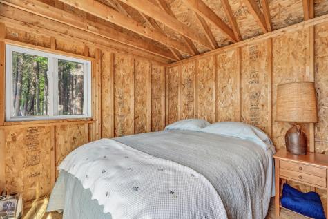 19 Hastings Drive Holden ME 04429