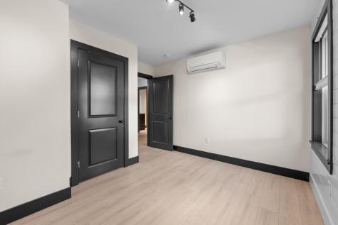 38 High Street North Berwick ME 03906