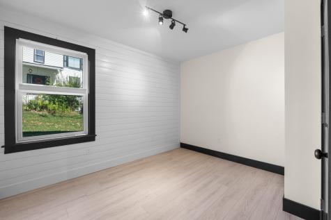 38 High Street North Berwick ME 03906