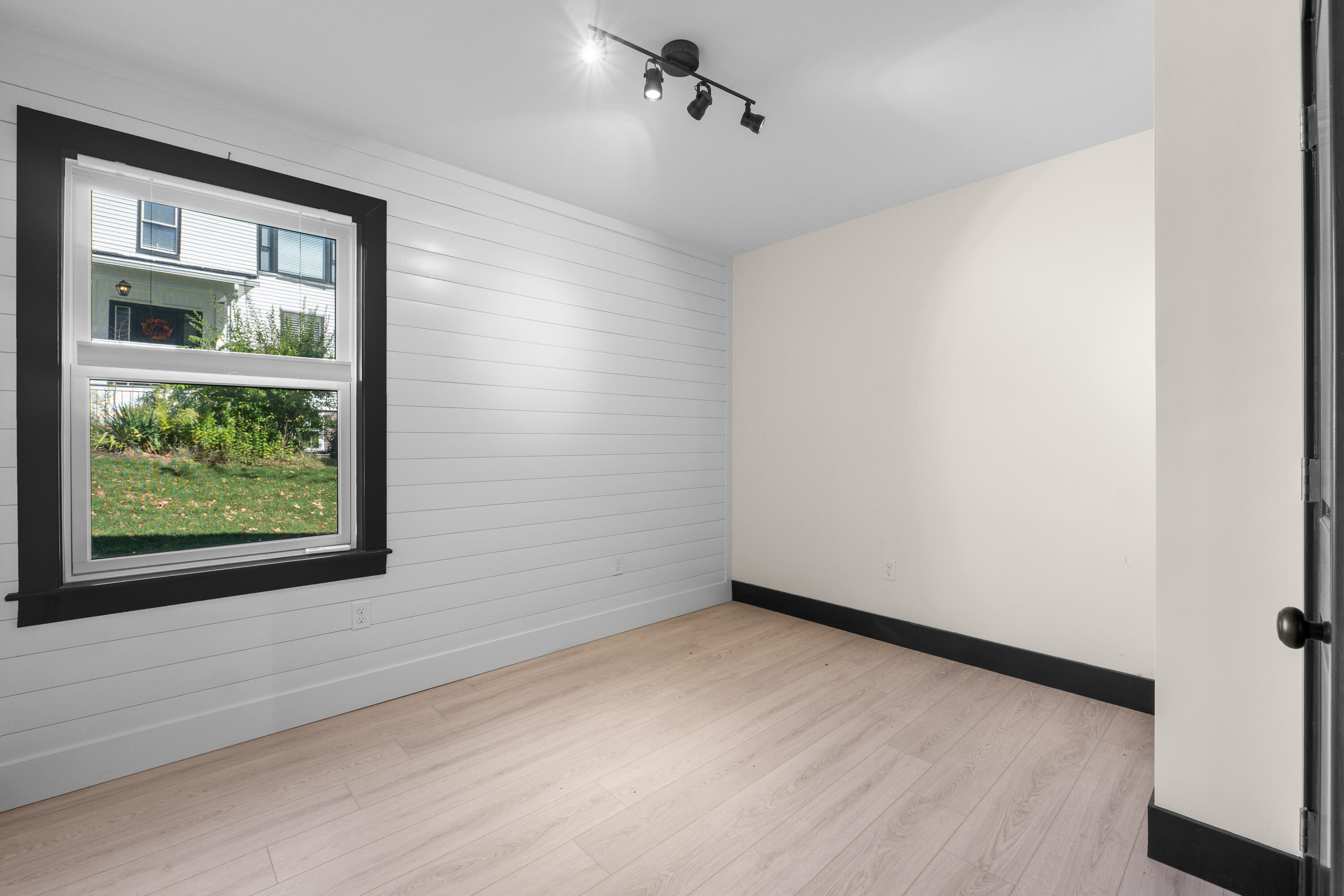 38 High Street North Berwick ME 03906