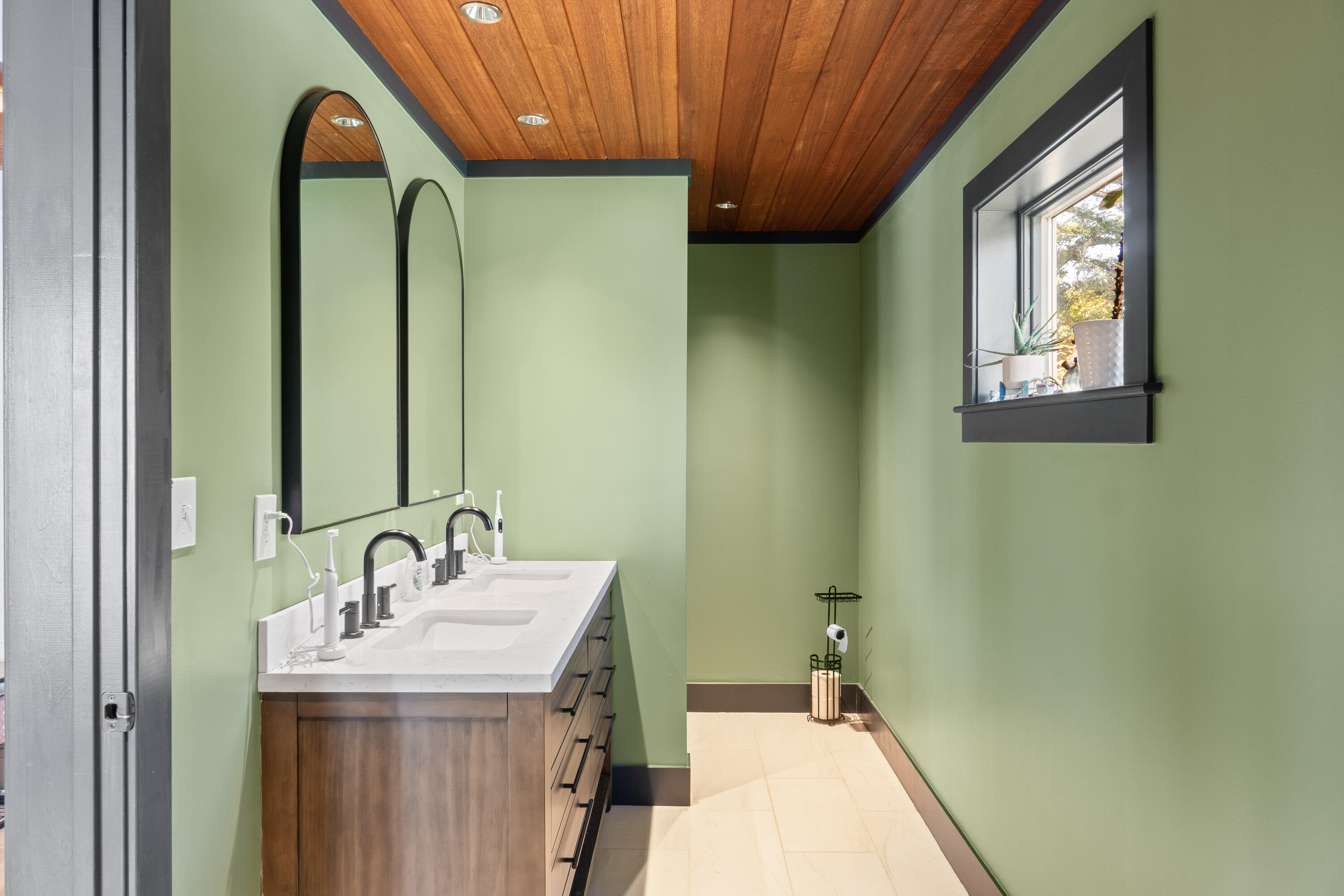 38 High Street North Berwick ME 03906