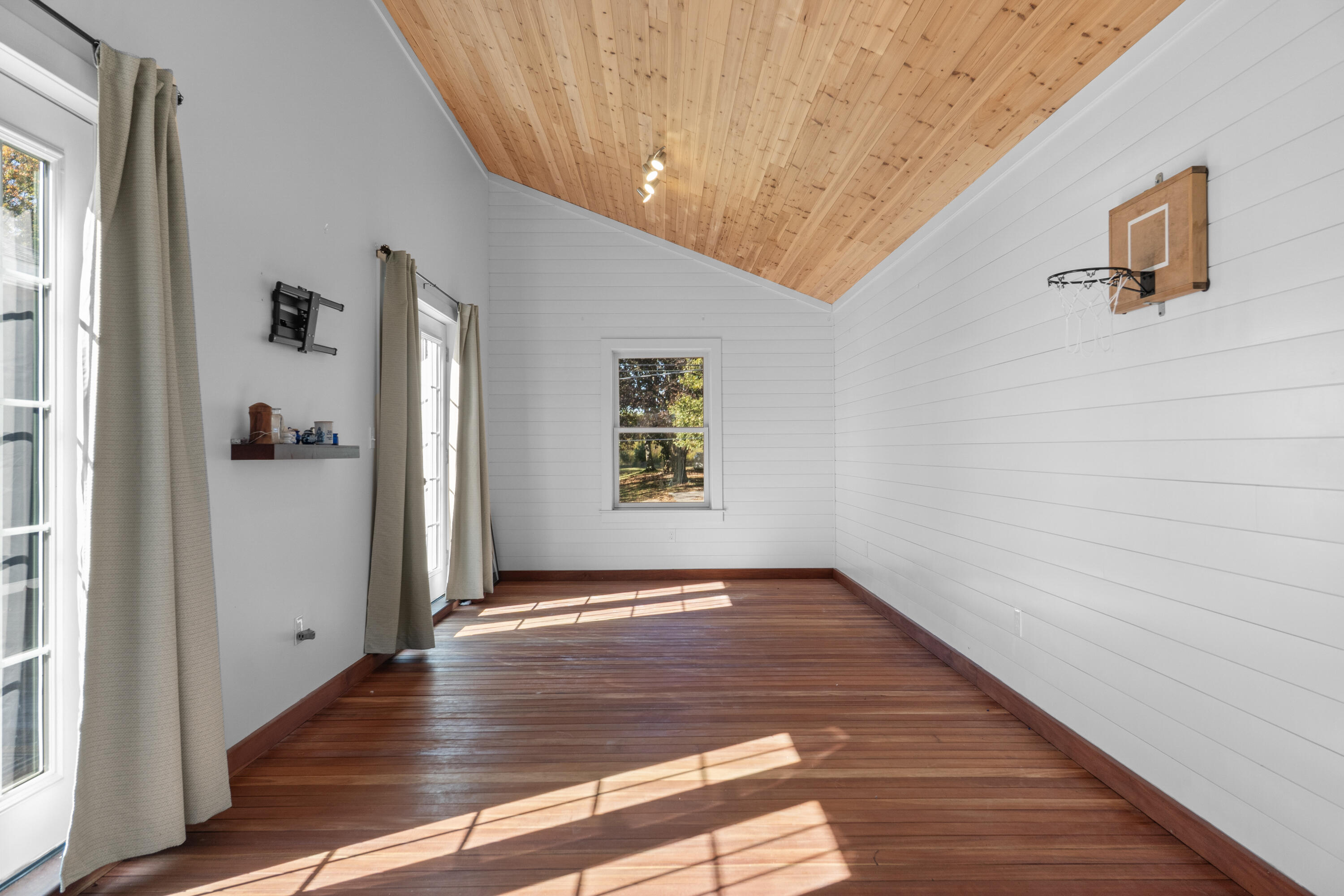 38 High Street North Berwick ME 03906