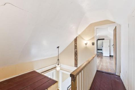 261 Northeast Road Standish ME 04084