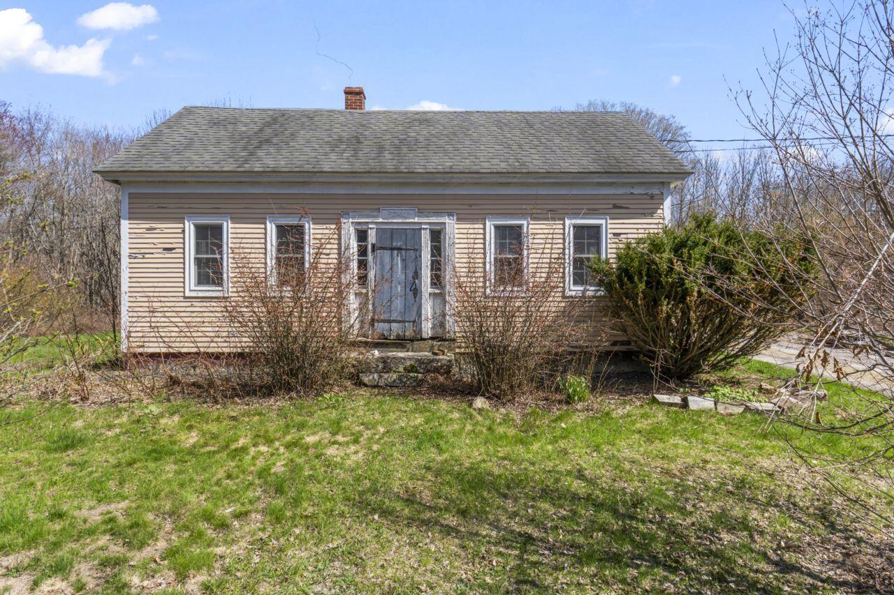 261 Northeast Road Standish ME 04084