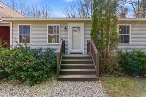 42 Bryana Way New Gloucester ME 04260