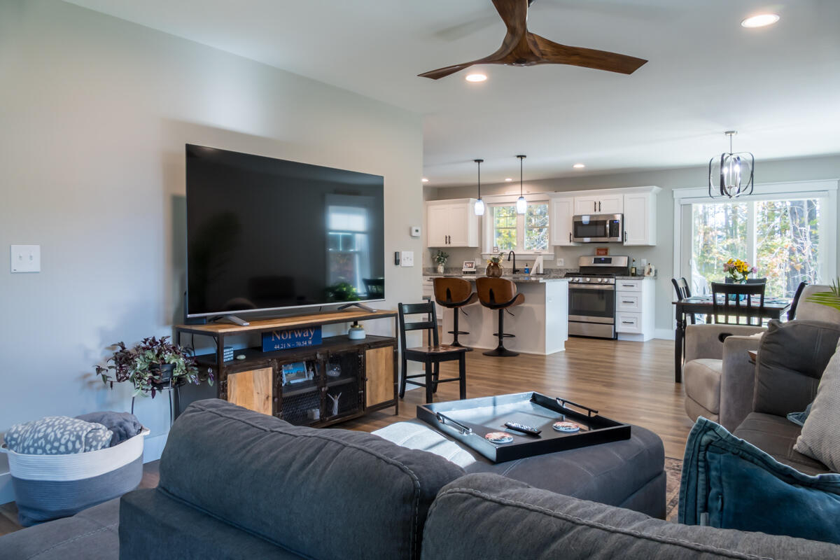 15 Neptune Drive Brunswick ME 04011