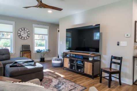 15 Neptune Drive Brunswick ME 04011