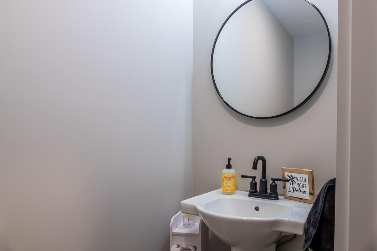 15 Neptune Drive Brunswick ME 04011