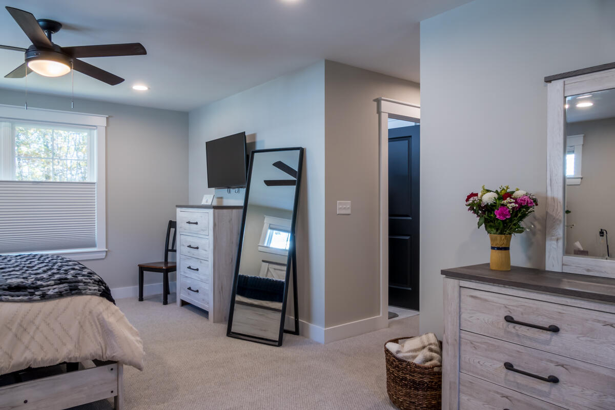 15 Neptune Drive Brunswick ME 04011